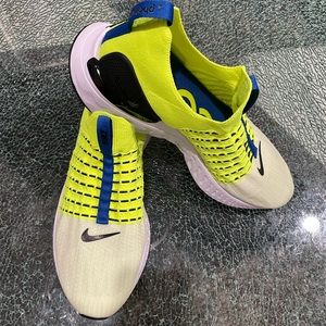 Men’s Nike React size 15